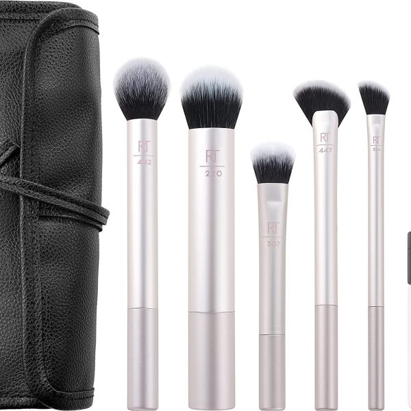 Real Techniques Limited Edition Soft Radiance Total Face Makeup Brush Set, 7 Piece Valentine's Day Gift Set, Perfect for Wife, Spouse, Significant Other, Girlfriend, or Daughter
